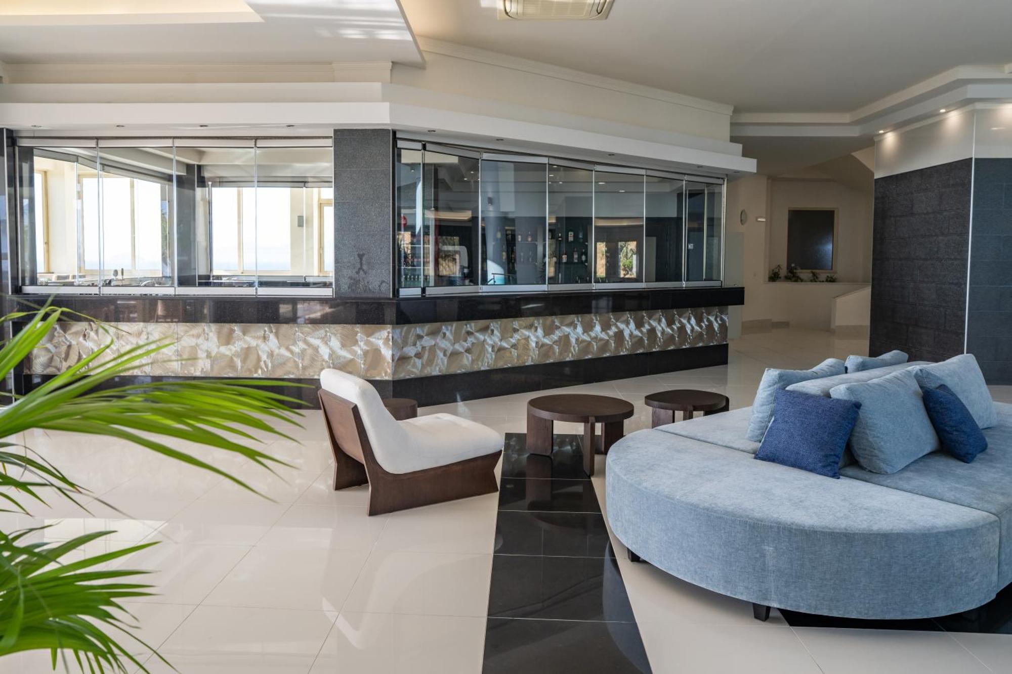 Hotel Grand Blue 5*