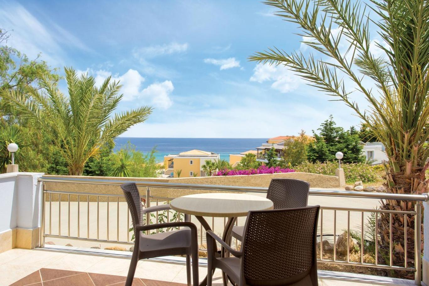 Ξενοδοχείο Grand Blue 5*